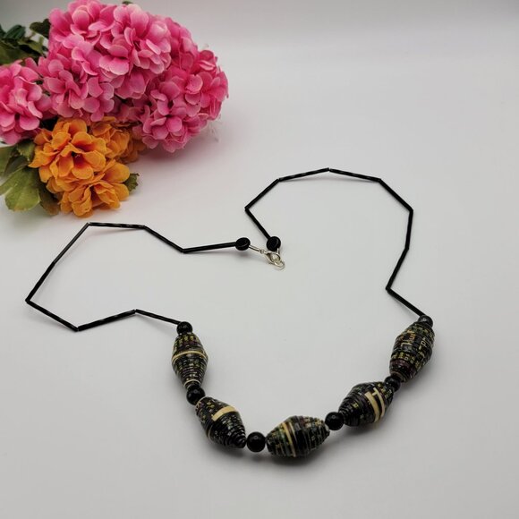 Vintage African Rolled Paper Bead Necklace 28" Green Silver Tone Lobster Clasp - Picture 1 of 9